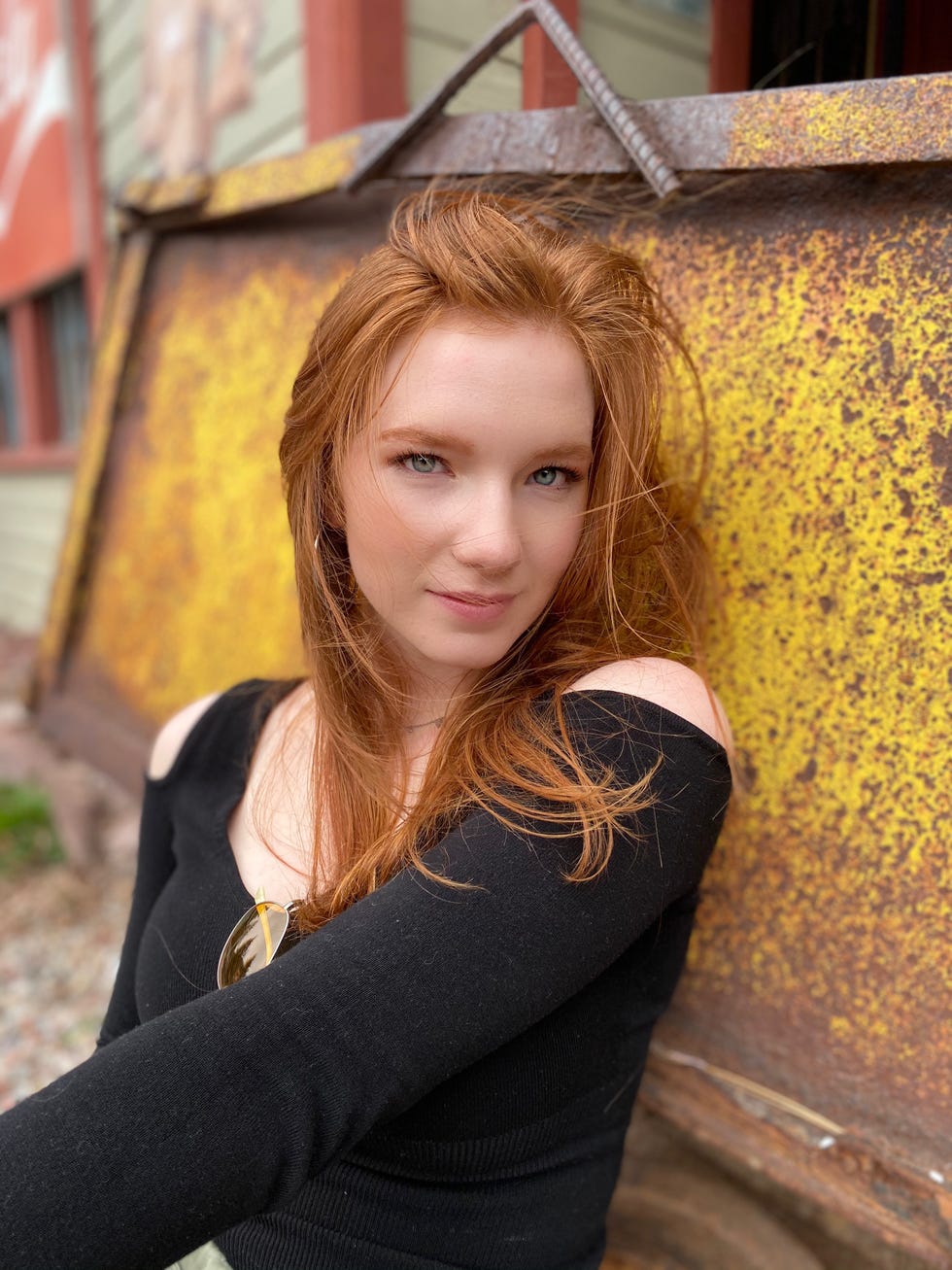 anne mearns recommends Annalise Basso Nude