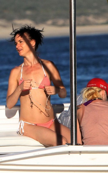 Best of Juliette lewis bikini