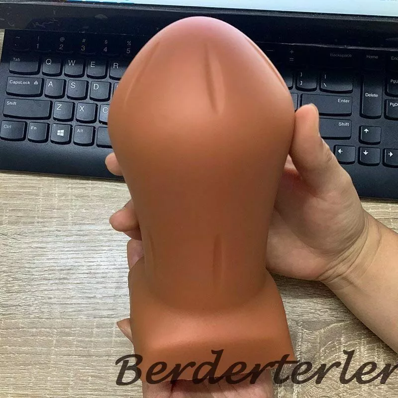 brenda wieland recommends huge buttplug pic