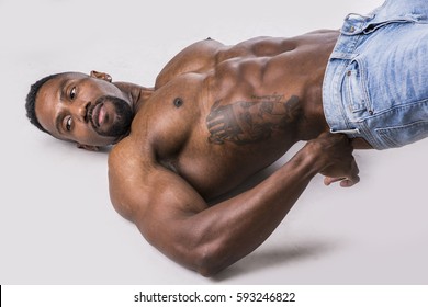 muscular black naked men