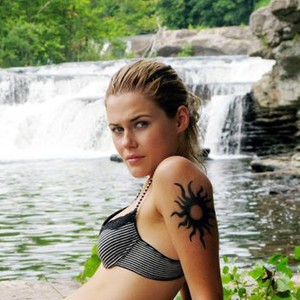 carla martinez share rachael taylor hot photos