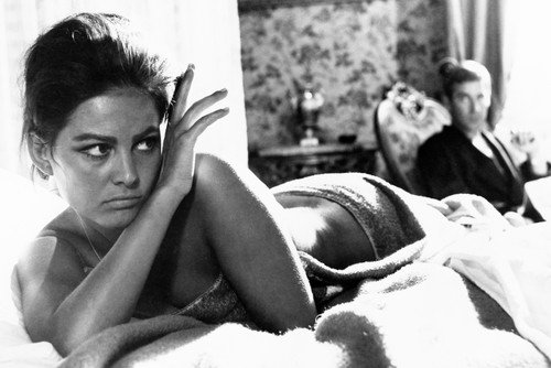 claudia cardinale naked