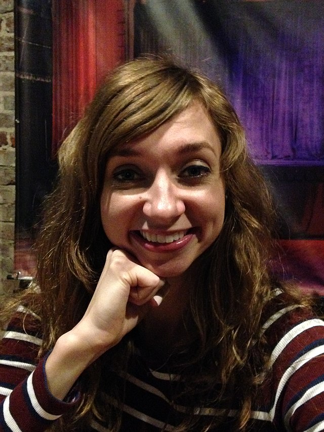 chris chancey recommends Lauren Lapkus Sexy