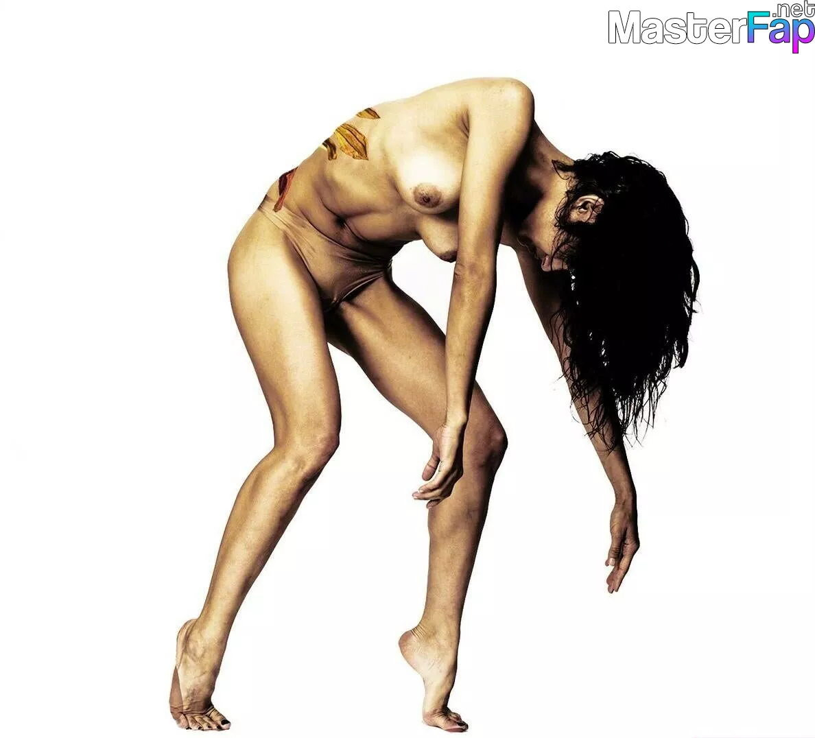 alyssa lundgren recommends Sofia Boutella Naked