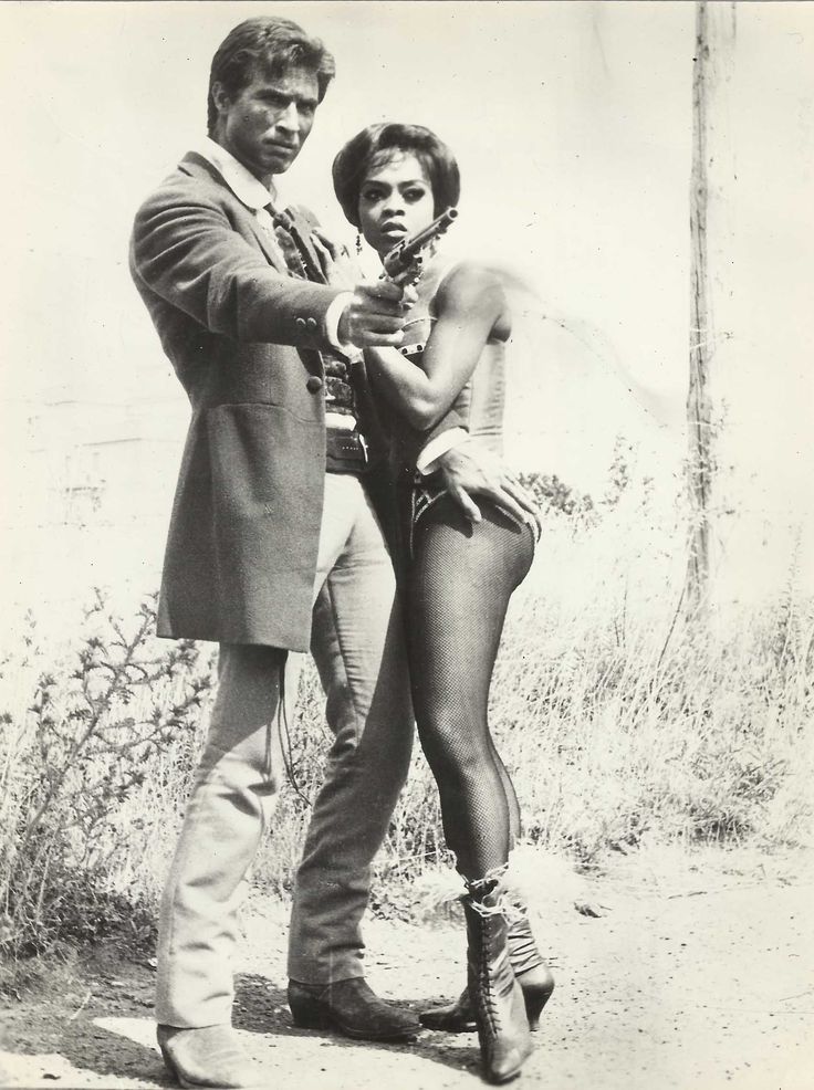 lola falana nude