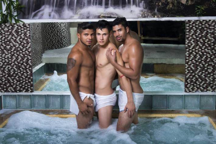 Best of Bathhouse twinks