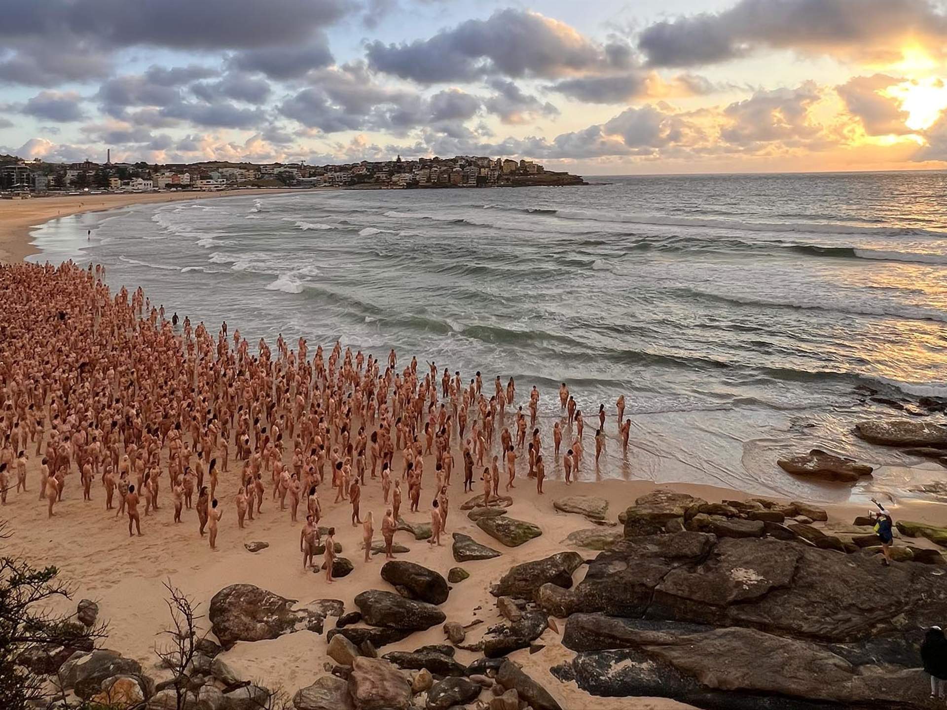 charlotte dodge recommends naked at a beach pic