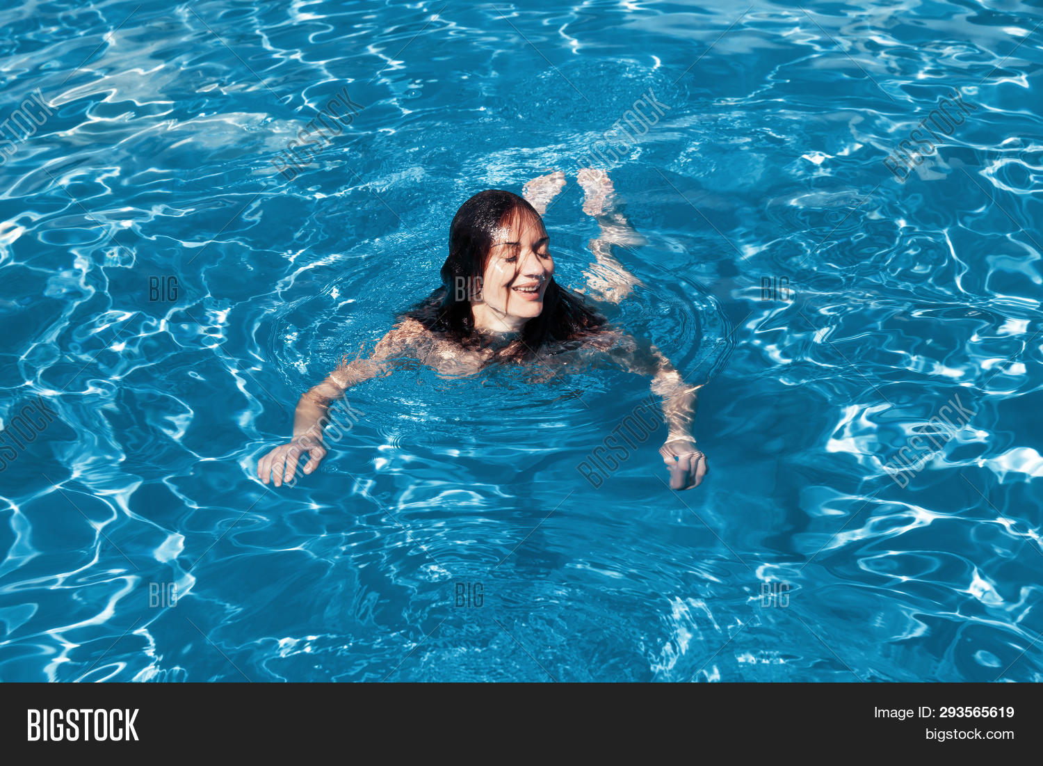 adrienne little add swimming nude in pool photo