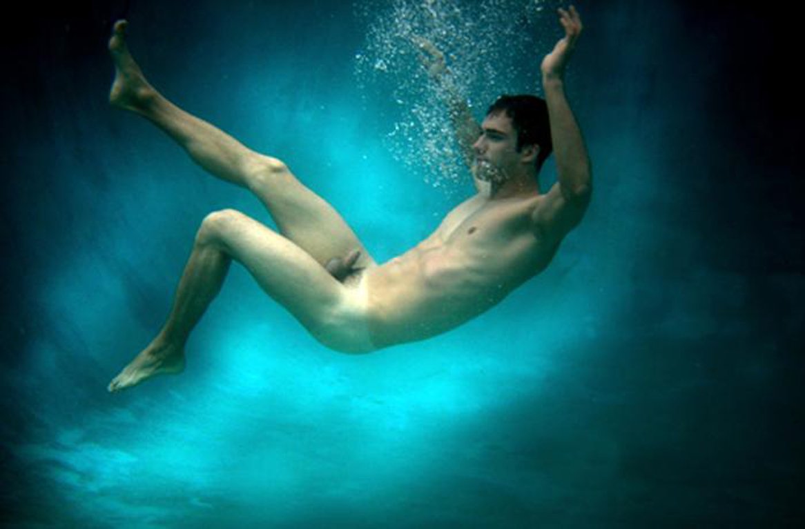 cyndi chase add nude men underwater photo