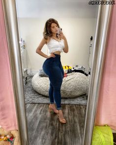 afshin sam share pokimanes ass photos