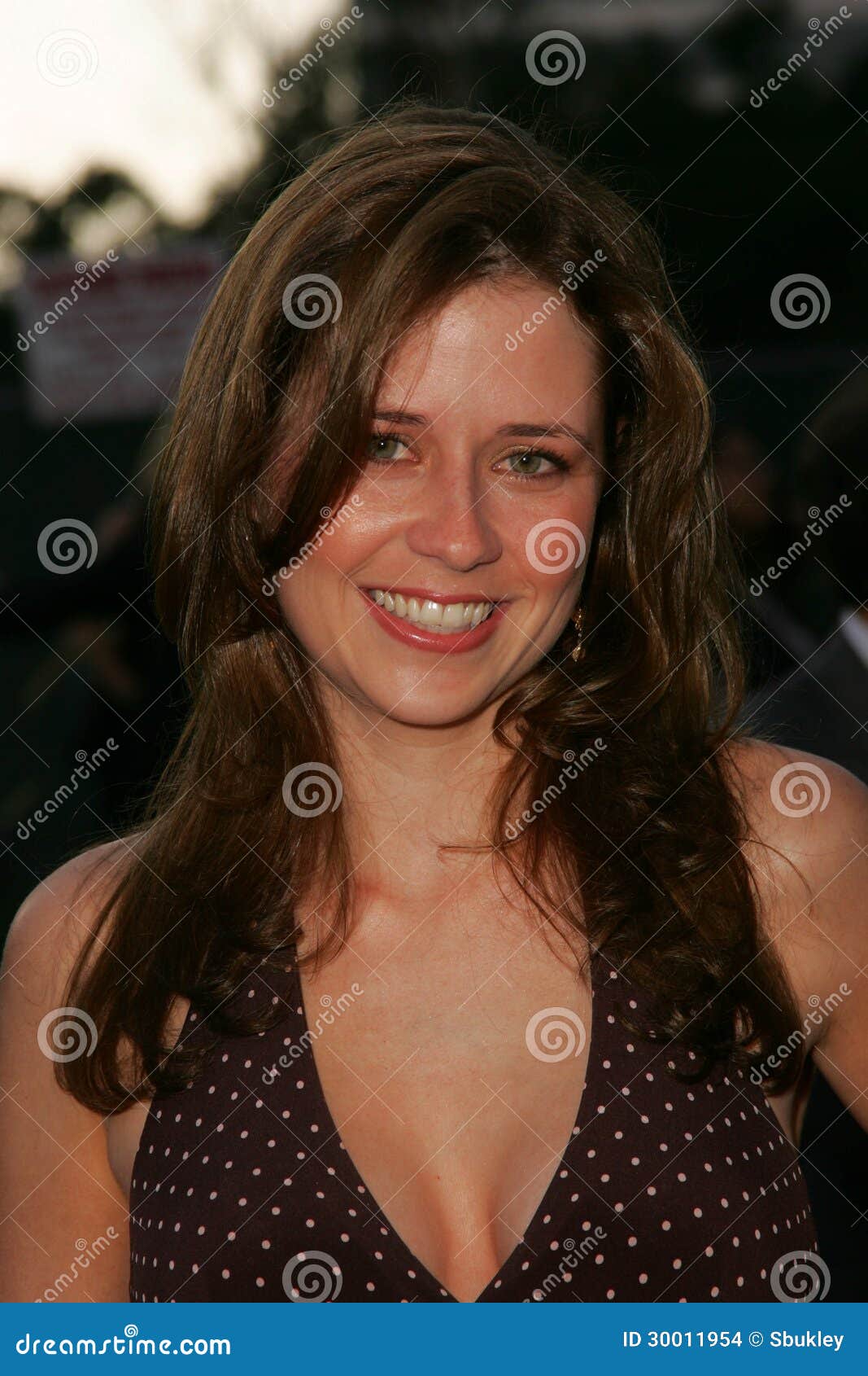 ame torres recommends Jenna Fischer Cleavage