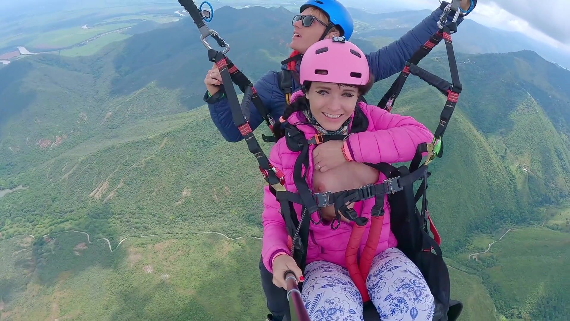 paragliding porn