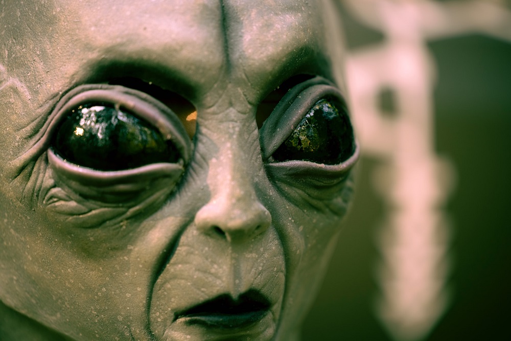 amy gillings add photo alien nude