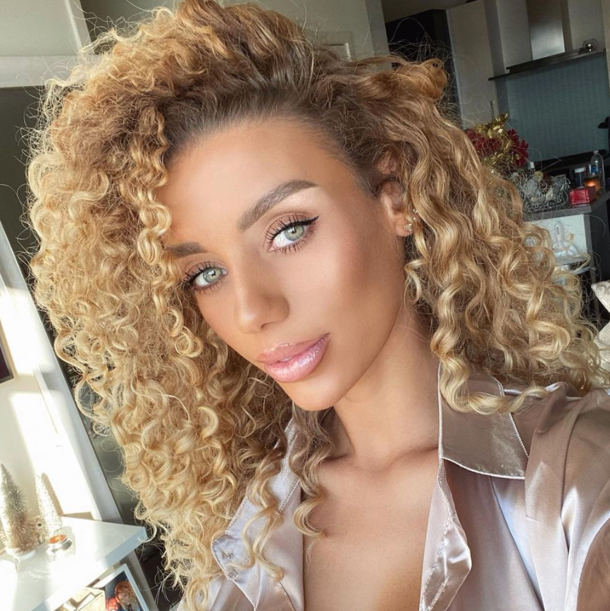 Jena Frumes Naked booty shaking