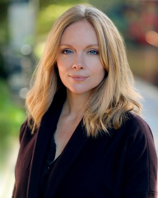 christina cole hot