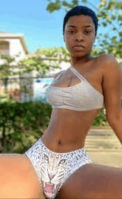 courtney hagans recommends camel toe phat pic