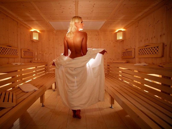 christine luong recommends fkk sauna brothel pic