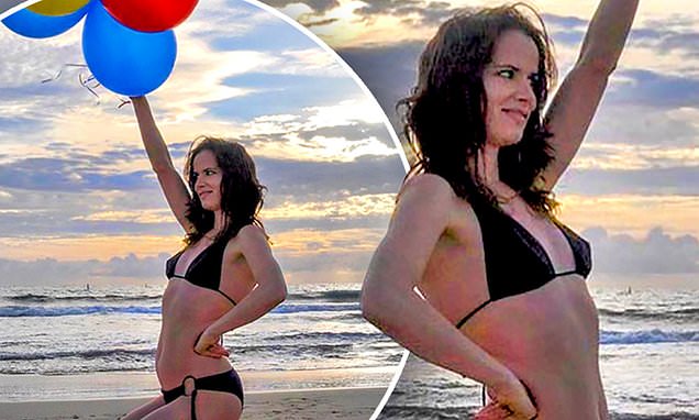 carike badenhorst add juliette lewis bikini photo