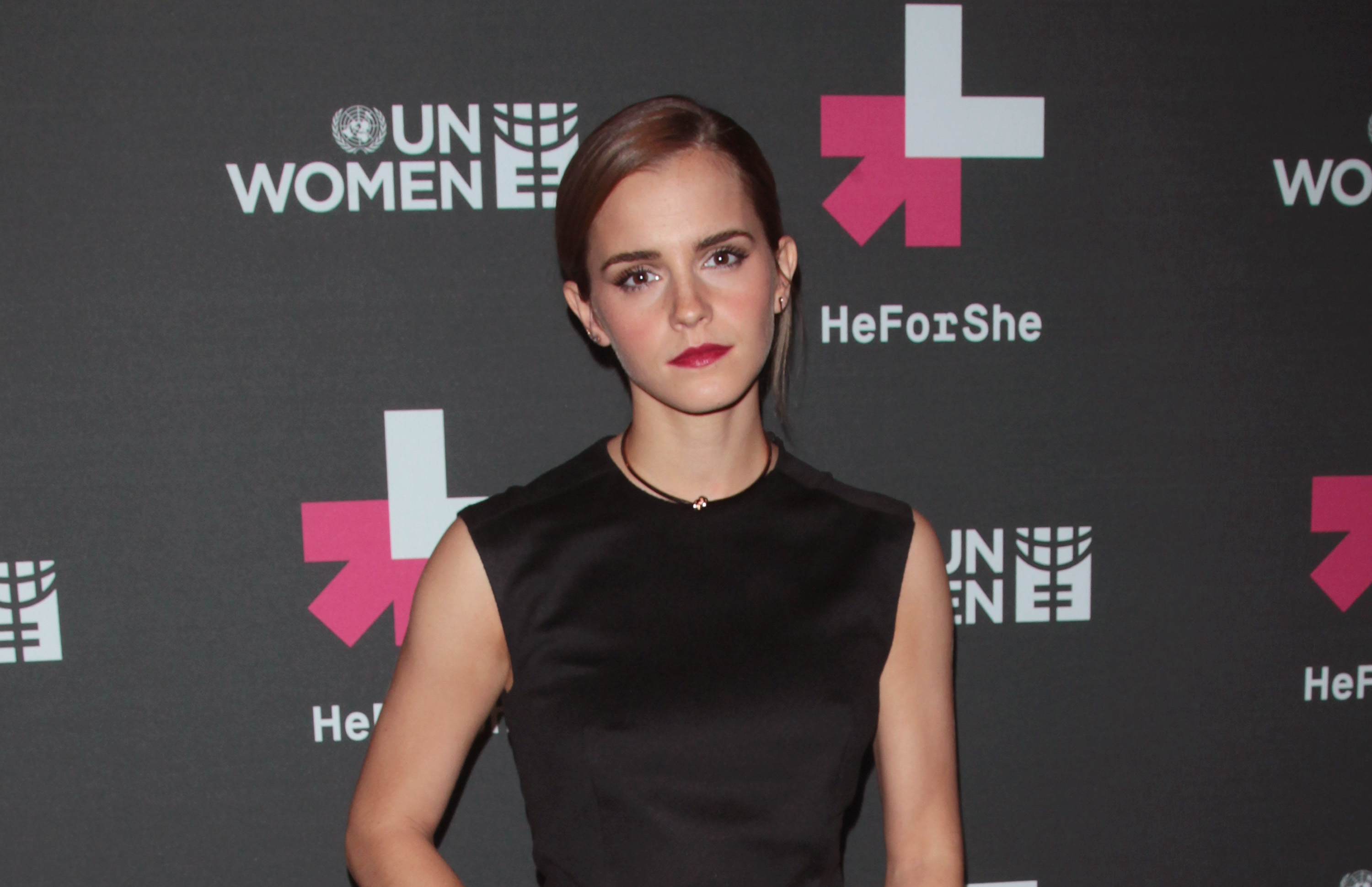 Fake Nudes Emma Watson uomo ra