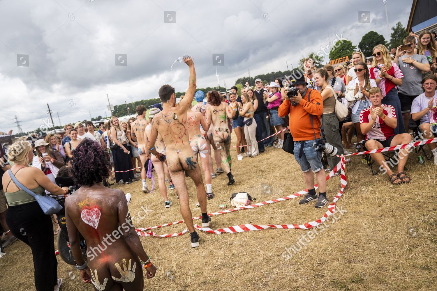 Nude Race tiki porn