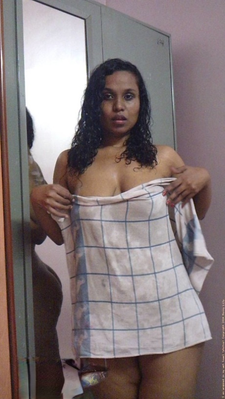 indian mature naked