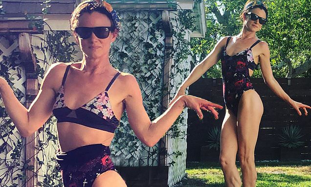 bob deeb recommends Juliette Lewis Bikini