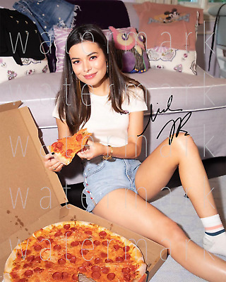 anna marie stevens recommends miranda cosgrove sexy pic