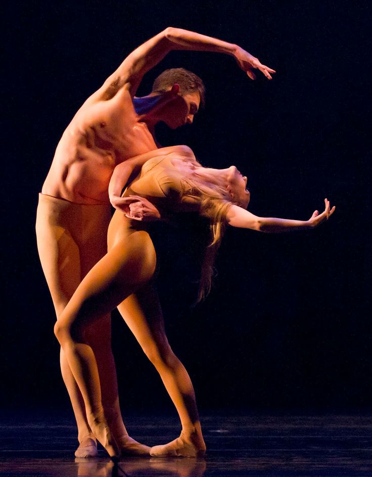 connie larsen recommends Naked Ballet Dancers