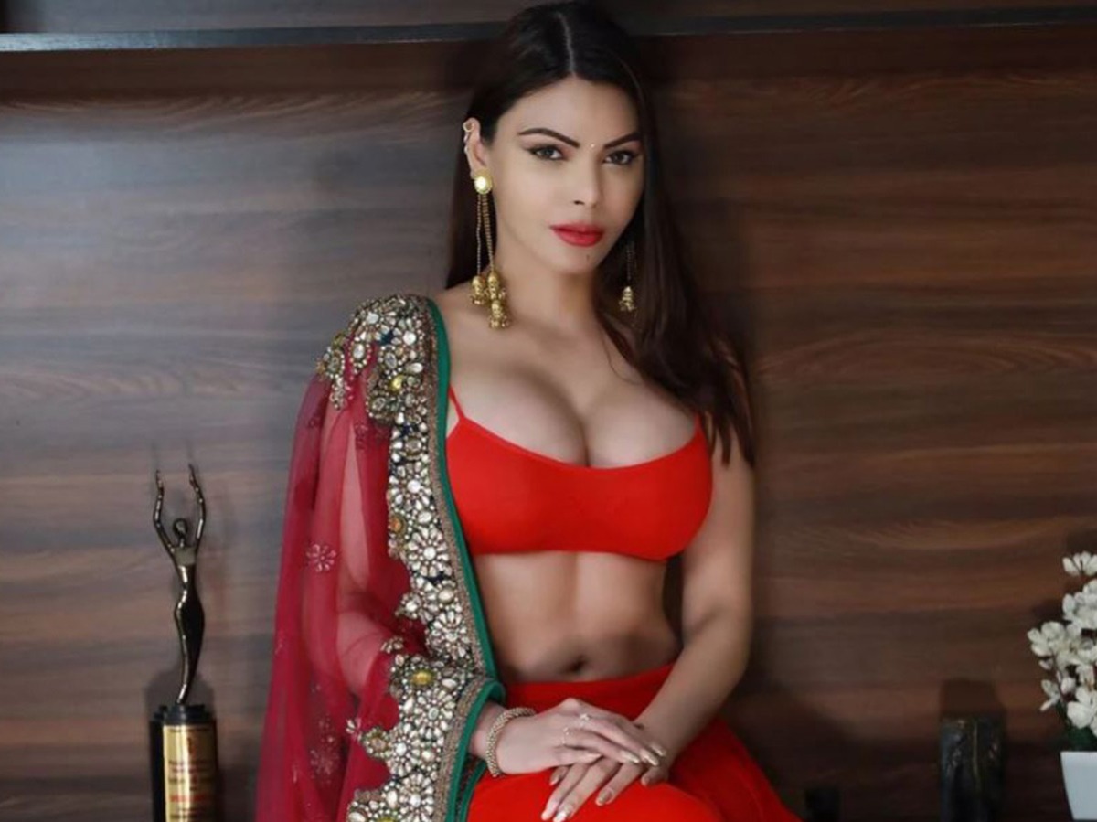 angelica monreal recommends sherlyn chopra playboy nude pic